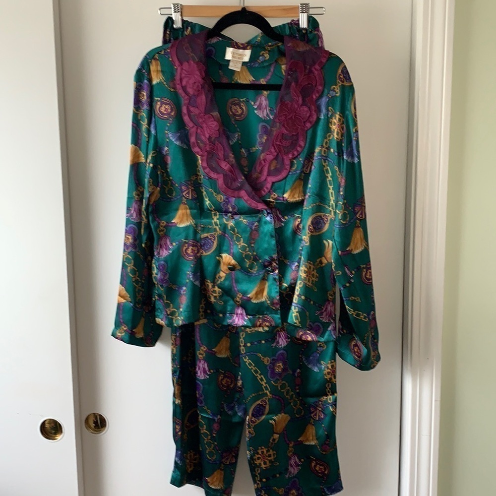 Vintage Victoria’s Secret Gold Label Pajamas S